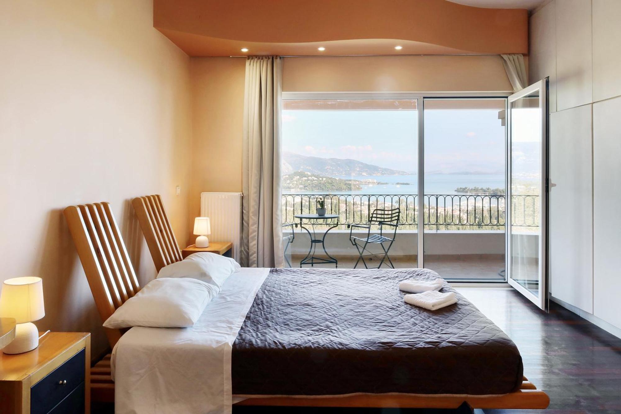 Villa Casa T With Amazing Views In Corfu Kontokali
