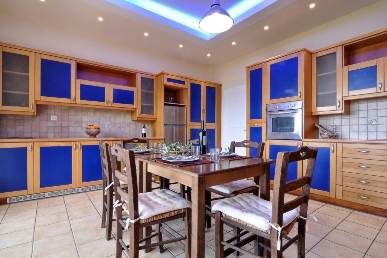 Casa T With Amazing Views In Corfu Villa *