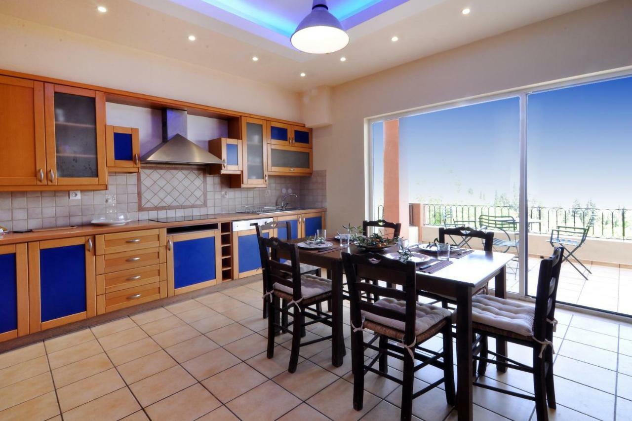 Casa T With Amazing Views In Corfu